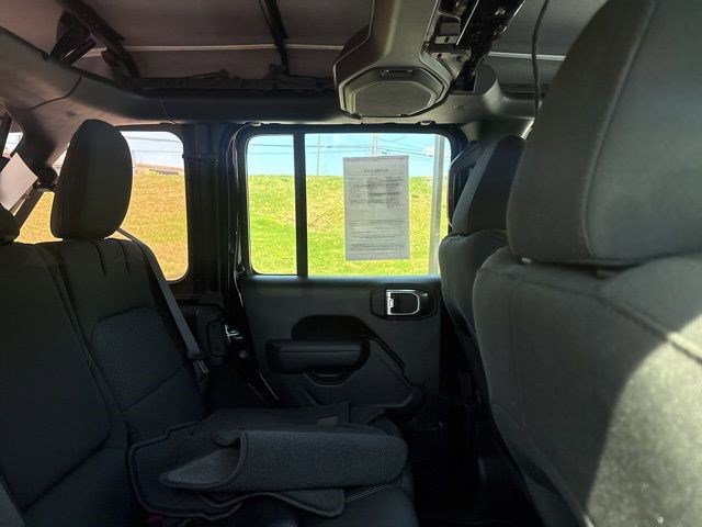 Used 2023 Jeep Wrangler Unlimited Rubicon 4xe w/ Cold Weather Group image 8