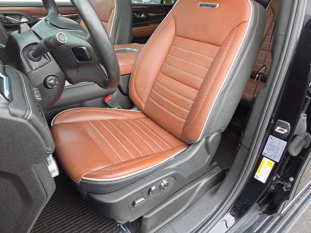 Used 2024 GMC Yukon Denali Ultimate AWD/4WD image 31