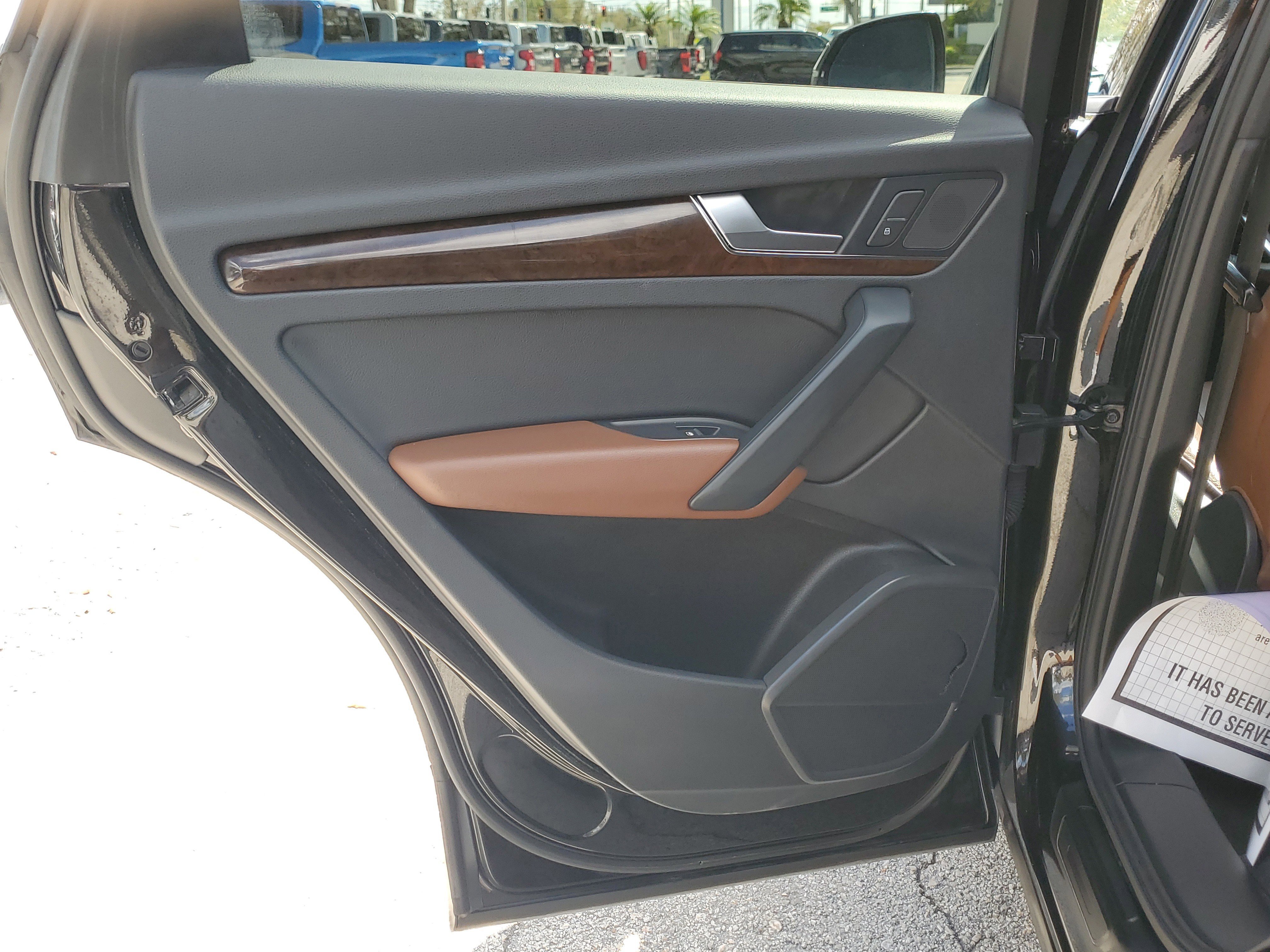 Used 2018 Audi Q5 2.0T Premium image 12