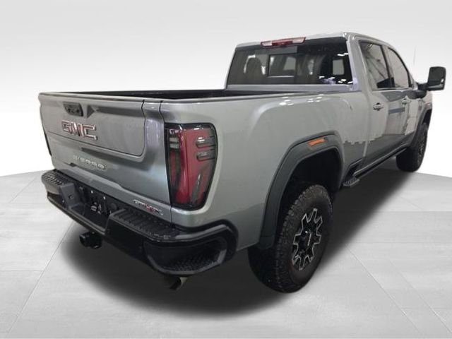 Used 2025 GMC Sierra 2500 AT4X image 6