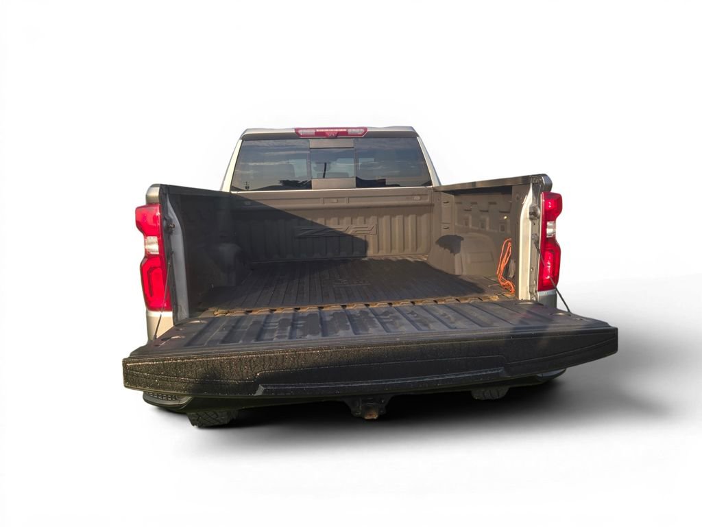 Used 2023 Chevrolet Silverado 1500 ZR2 w/ Technology Package AWD/4WD image 5