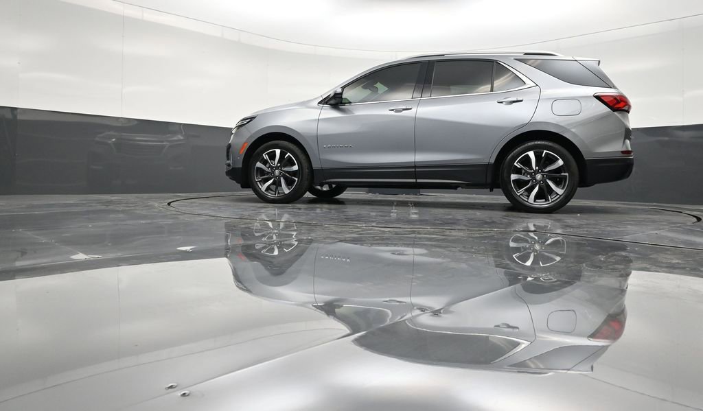 Used 2024 Chevrolet Equinox Premier image 21