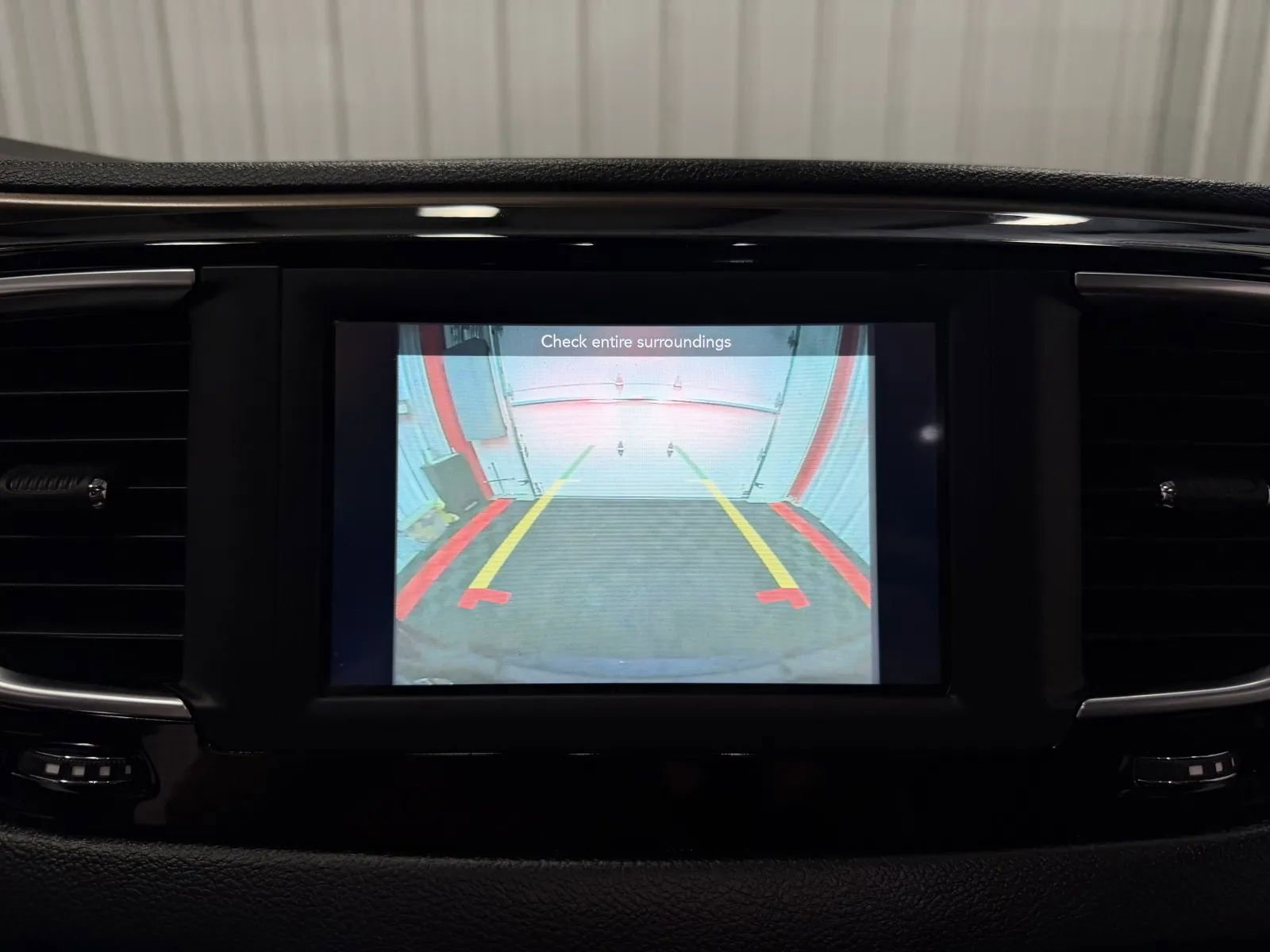 Used 2020 Chrysler Voyager Lxi FWD image 30