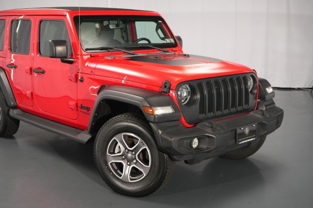 Used 2022 Jeep Wrangler Unlimited Sport w/ Sun And Sound Package AWD/4WD image 10