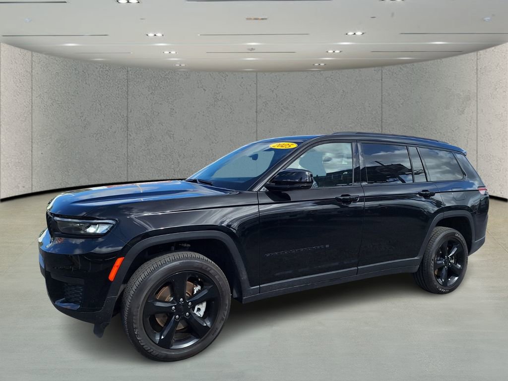 Used 2025 Jeep Grand Cherokee L Laredo