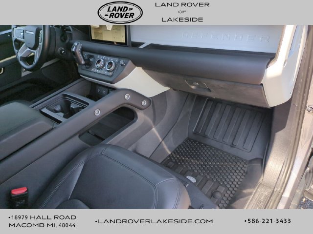 Used 2024 Land Rover Defender 110 S AWD/4WD image 19