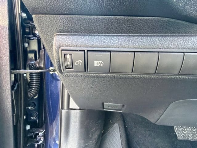 Certified 2026 Toyota Corolla LE FWD image 6