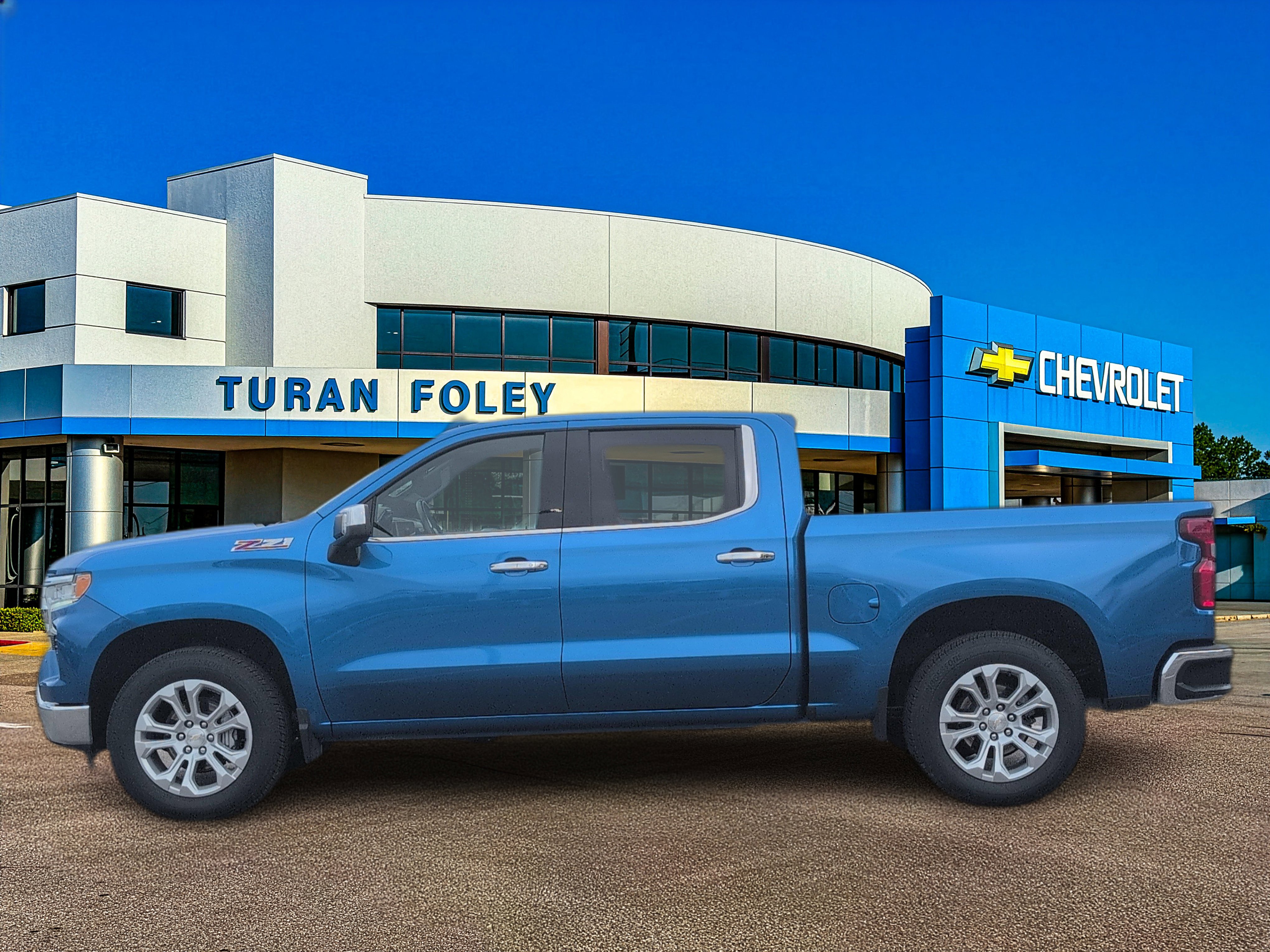 Used 2023 Chevrolet Silverado 1500 LTZ image 2