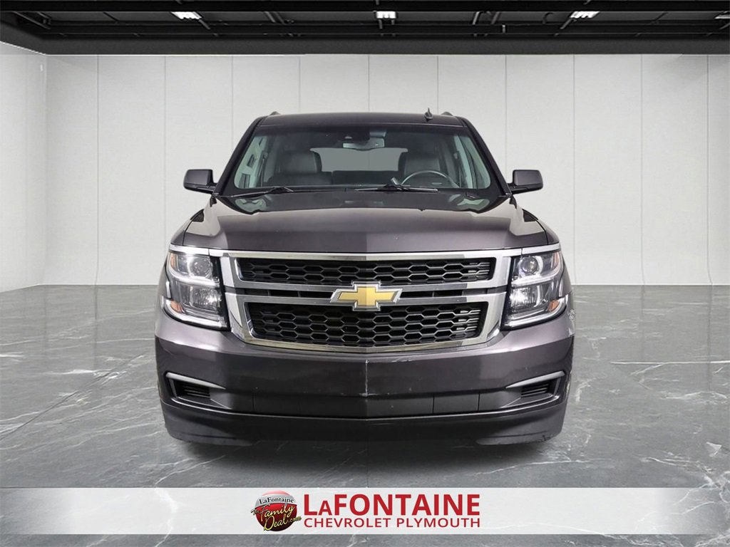 Used 2015 Chevrolet Suburban LT image 3