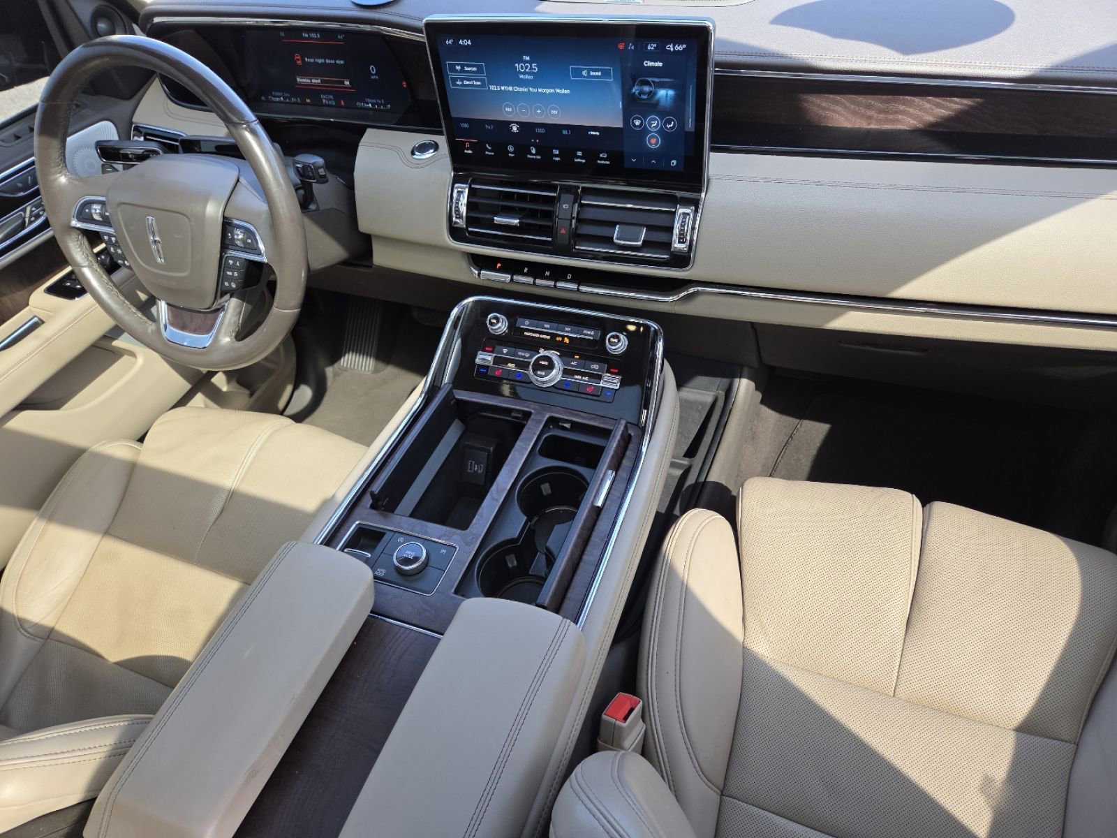 Used 2022 Lincoln Navigator Reserve image 28