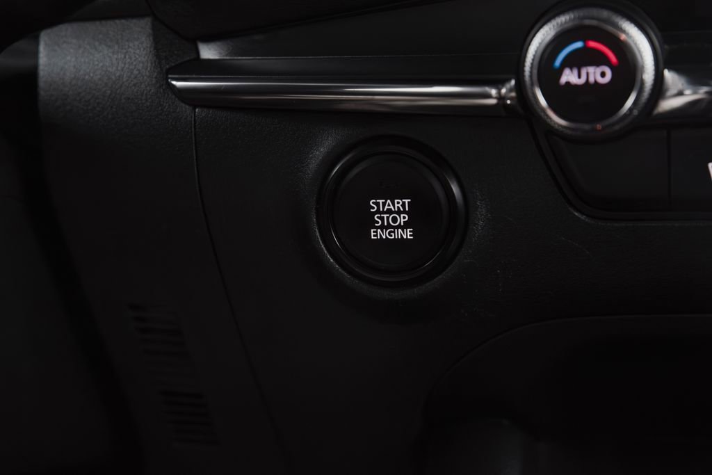 Used 2023 MAZDA MAZDA3 s FWD image 26