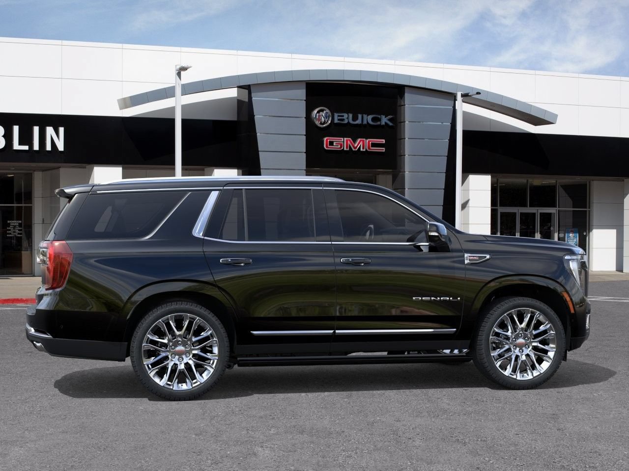 New 2026 GMC Yukon Denali w/ Denali Reserve Package AWD/4WD image 3