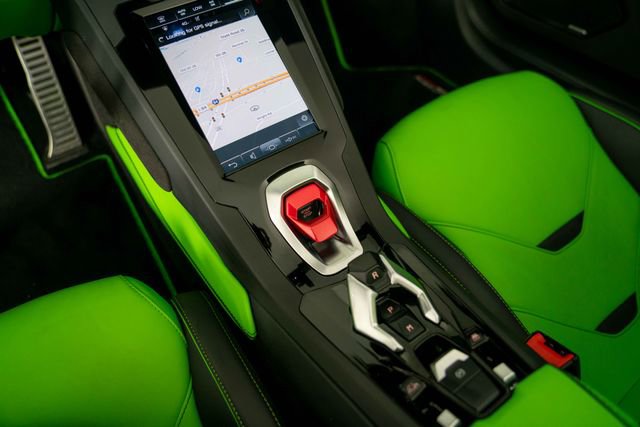 Used 2023 Lamborghini Huracan EVO AWD/4WD image 21