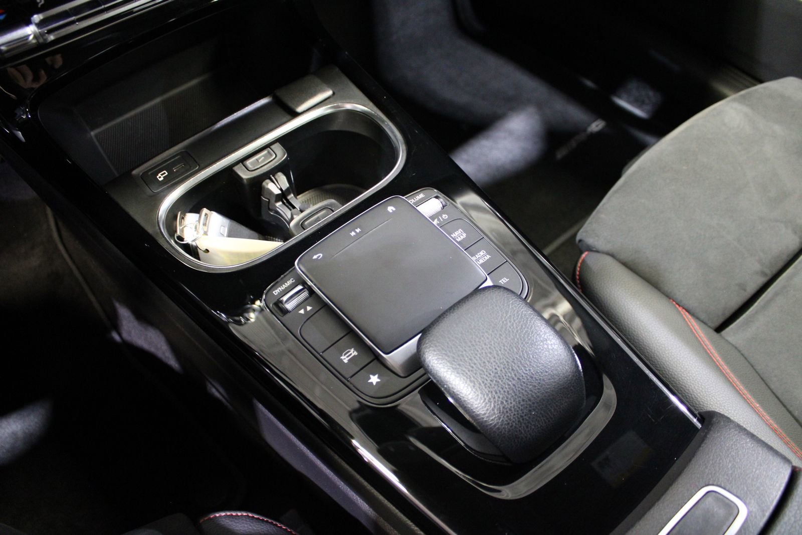 Used 2021 Mercedes-Benz CLA 250 image 36