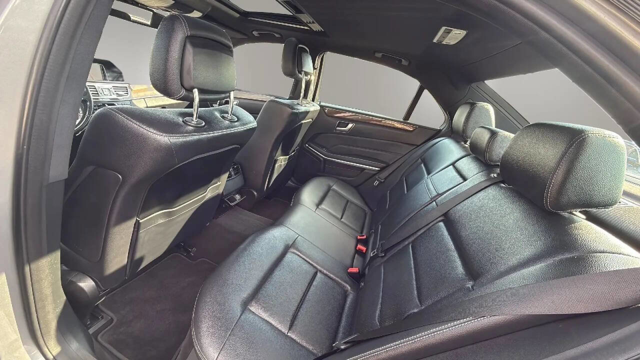 Used 2014 Mercedes-Benz E 350 4MATIC Sedan image 10