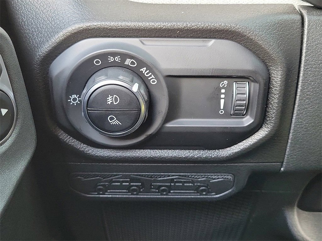 New 2025 Jeep Gladiator Sport AWD/4WD image 11