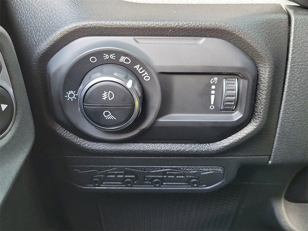 New 2025 Jeep Gladiator Sport AWD/4WD image 11