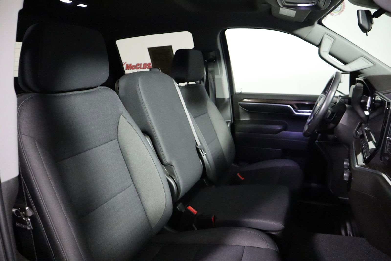 Used 2022 Chevrolet Silverado 1500 LT image 35