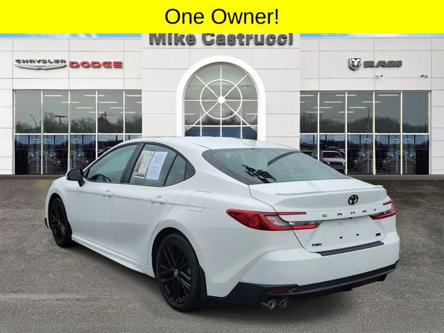 Used 2026 Toyota Camry SE FWD image 6