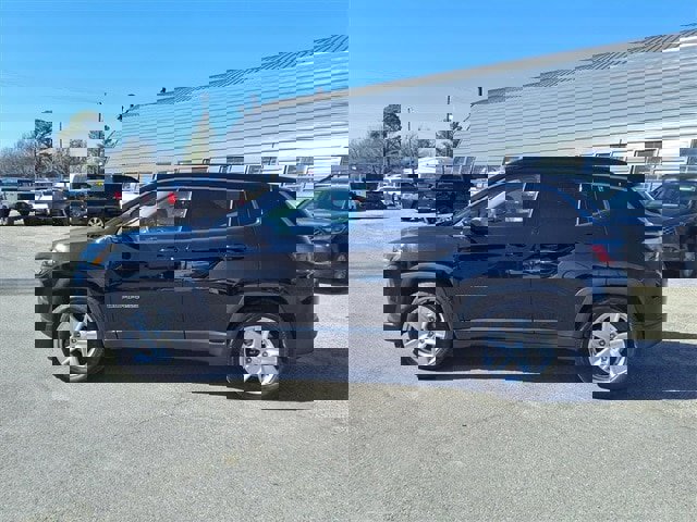 Used 2022 Jeep Compass Latitude w/ Convenience Group image 18