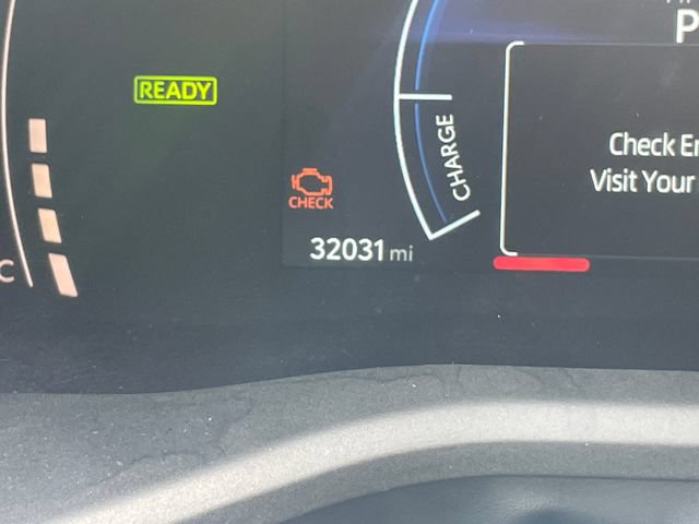 Used 2025 Toyota Camry SE FWD image 11