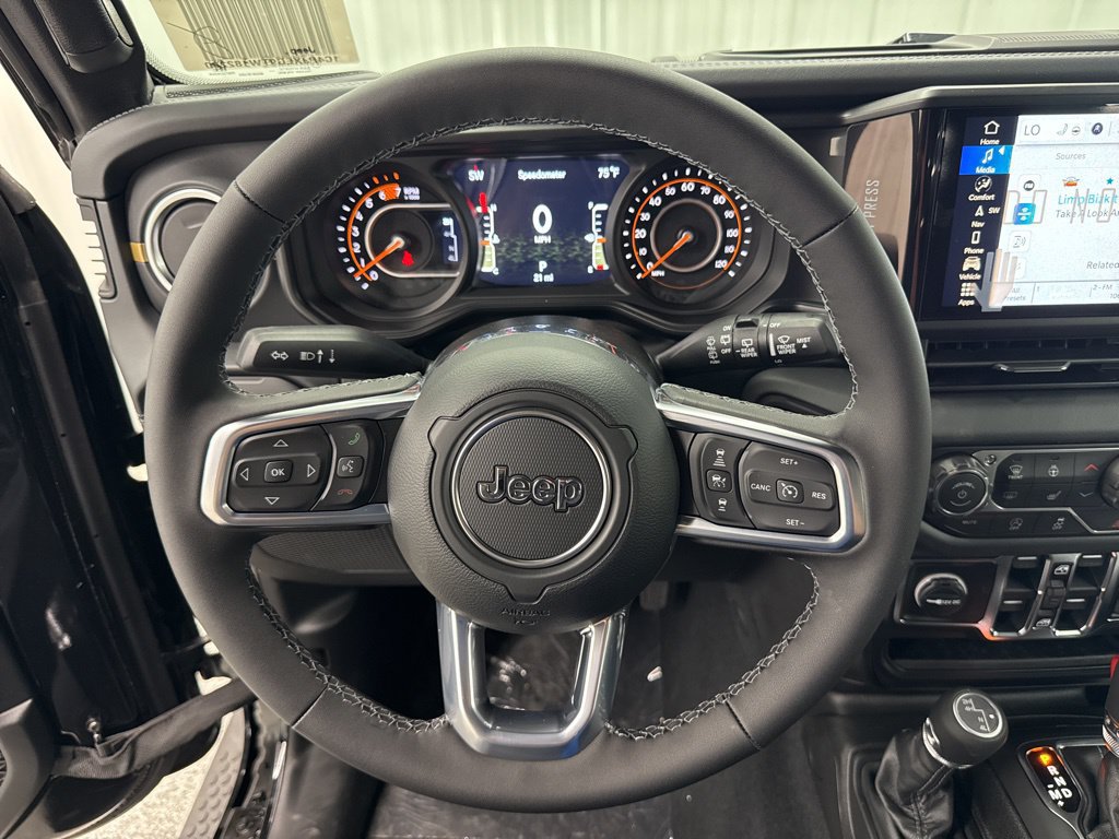 New 2026 Jeep Wrangler Unlimited Sahara AWD/4WD image 21