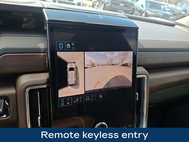 Used 2025 GMC Yukon Denali Ultimate image 13