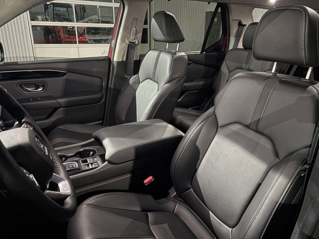 Certified 2025 Honda Pilot EX-L image 20