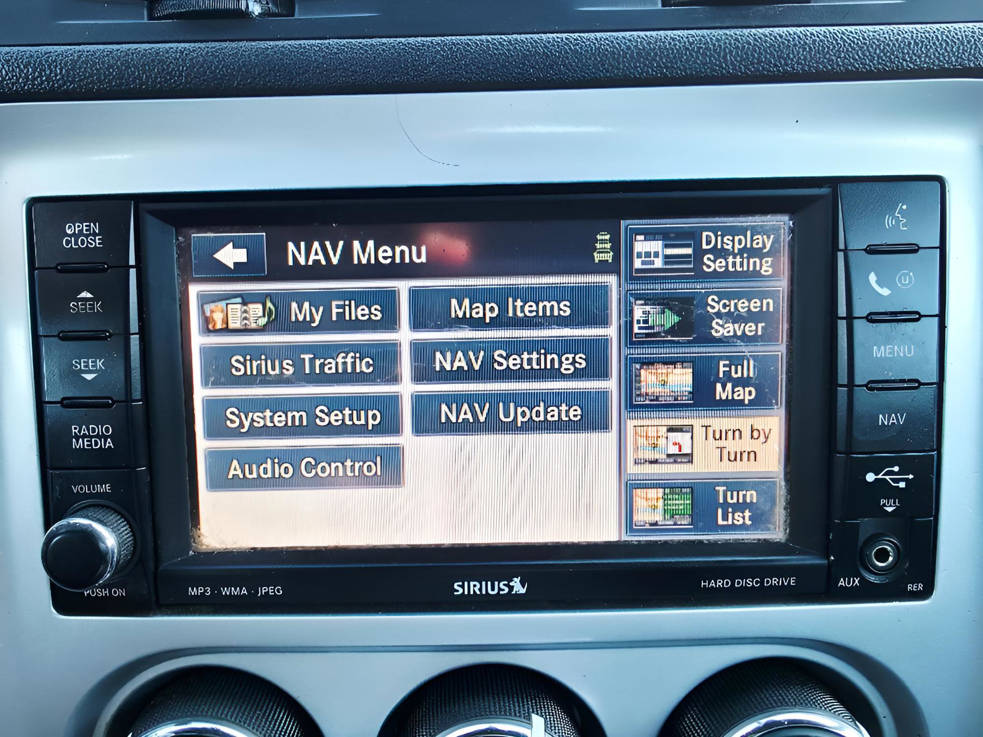 Used 2009 Dodge Challenger SE image 25