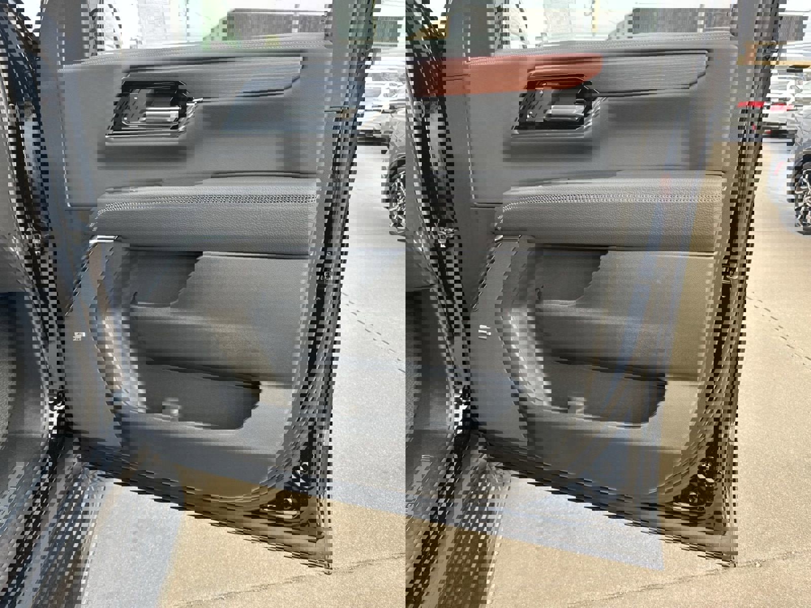 New 2026 GMC Yukon XL Denali image 22