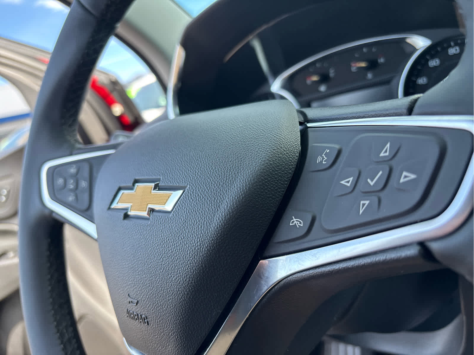 Certified 2024 Chevrolet Equinox LT w/ LPO, Floor Liner Package image 12