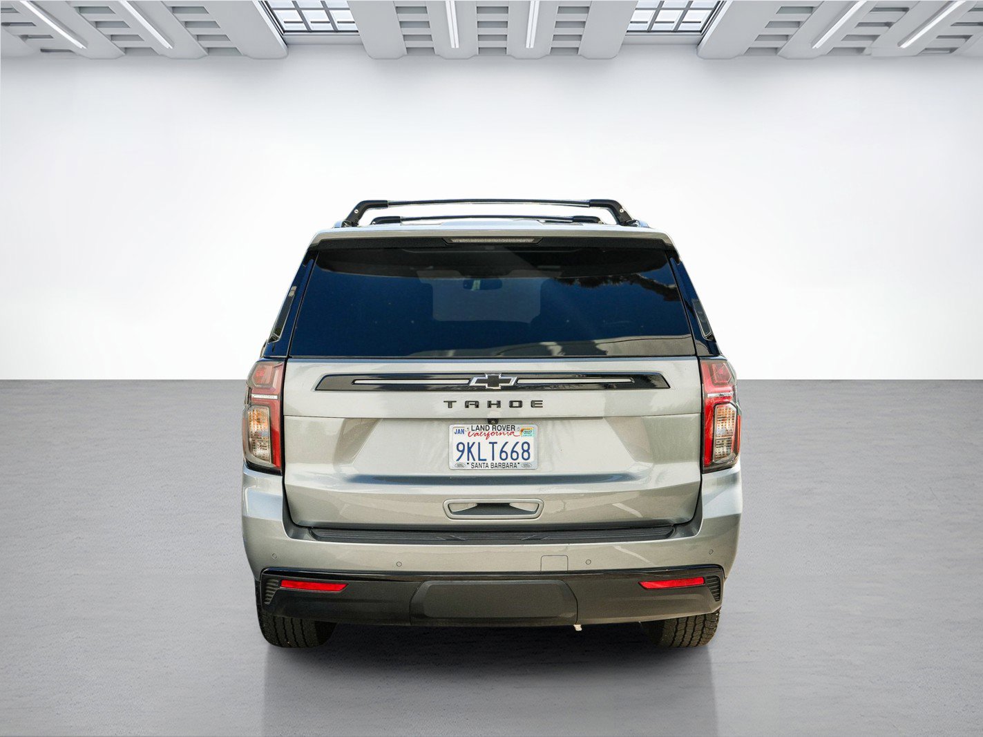 Used 2024 Chevrolet Tahoe Z71 w/ Luxury Package AWD/4WD image 6