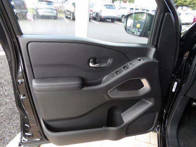 New 2026 Nissan Frontier SV w/ Tow Package image 17