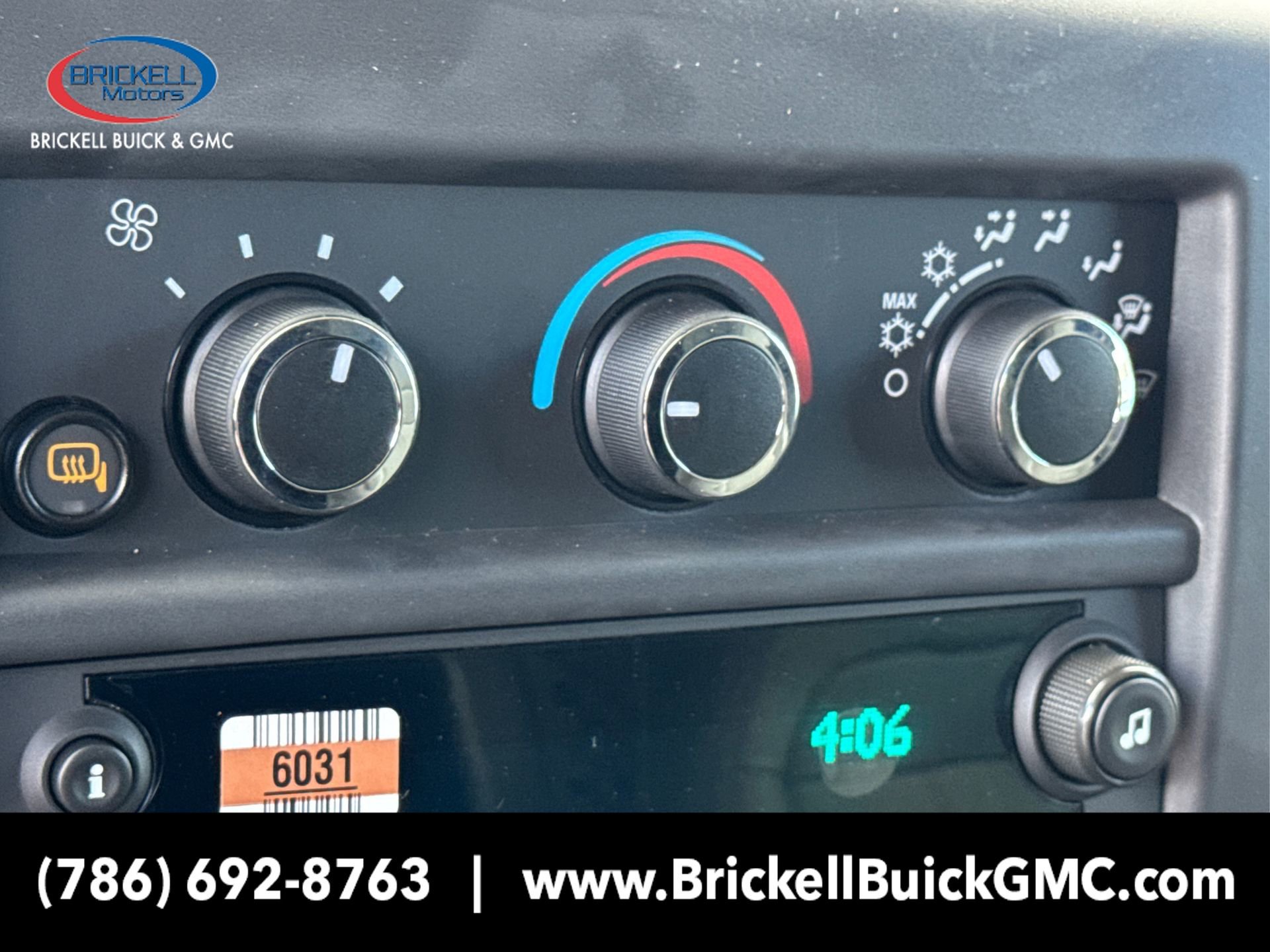 New 2025 GMC Savana 2500 w/ Driver Convenience Package image 28