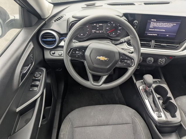Used 2024 Chevrolet Trax LS w/ Driver Confidence Package FWD image 15