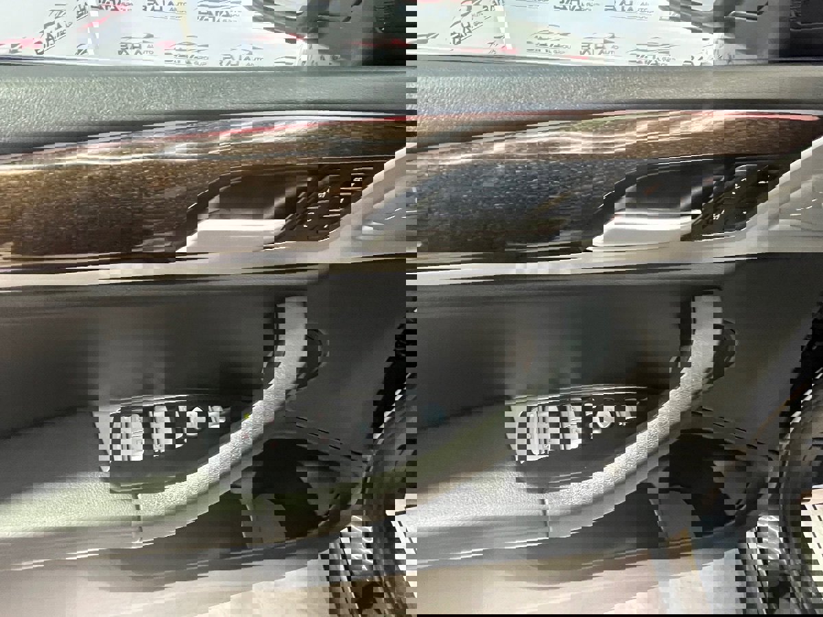 Used 2023 BMW X4 xDrive30i w/ Parking Assistance Package image 27