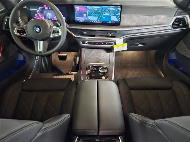 Used 2027 BMW X7 xDrive40i w/ Executive Package AWD/4WD image 15