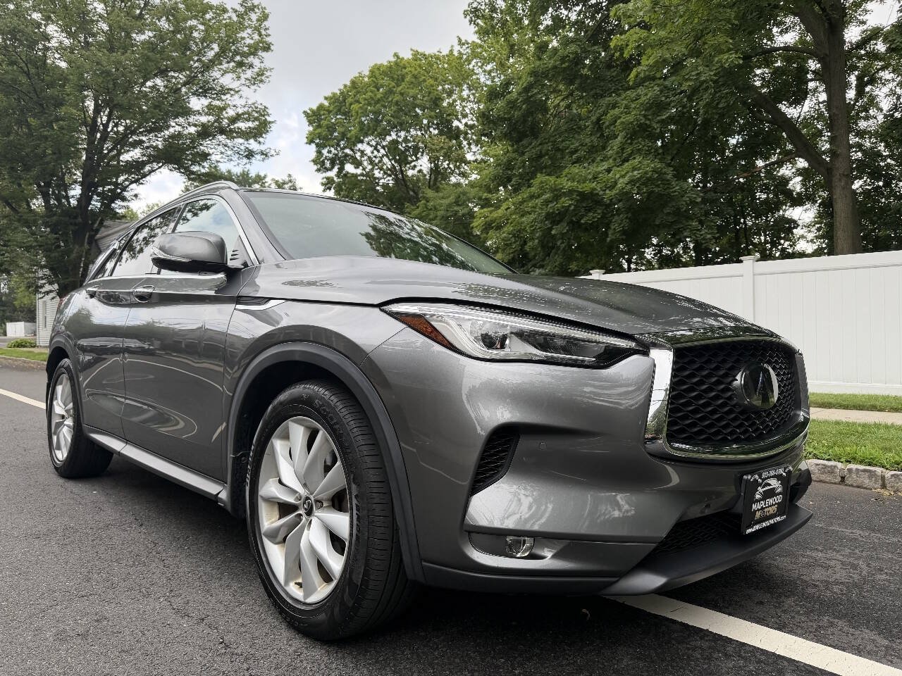 Used 2019 INFINITI QX50 Essential w/ Premium Heat Package AWD/4WD image 4