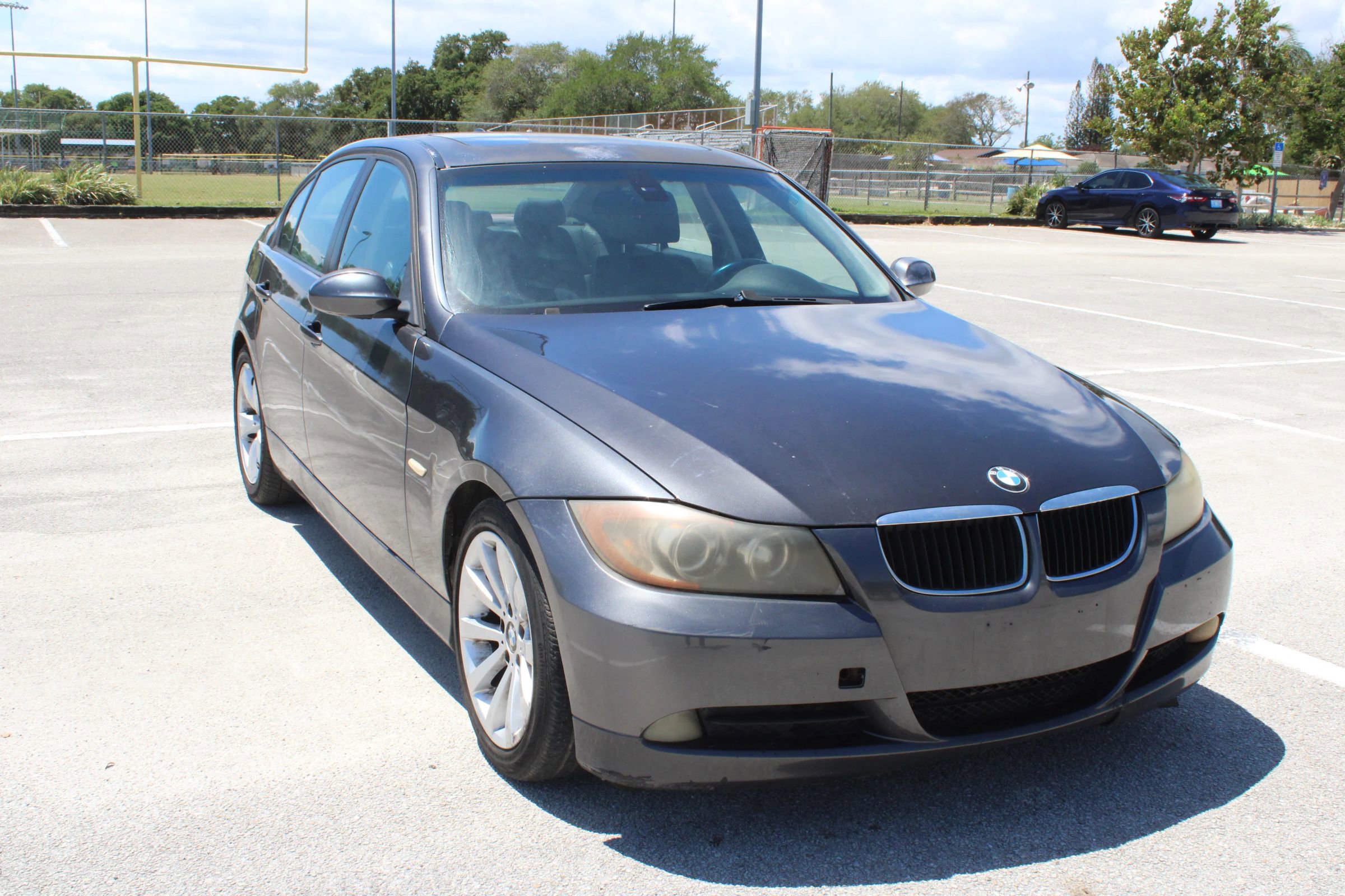 Used 2006 BMW 325i Sedan RWD image 10