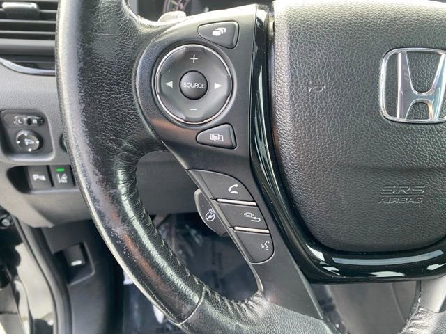 Used 2017 Honda Pilot Touring image 23