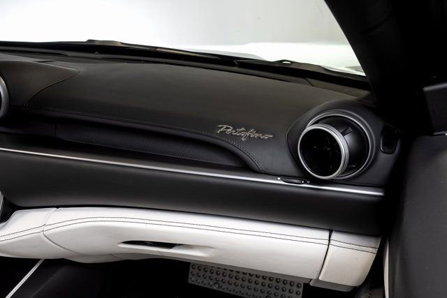 Certified 2019 Ferrari Portofino image 56