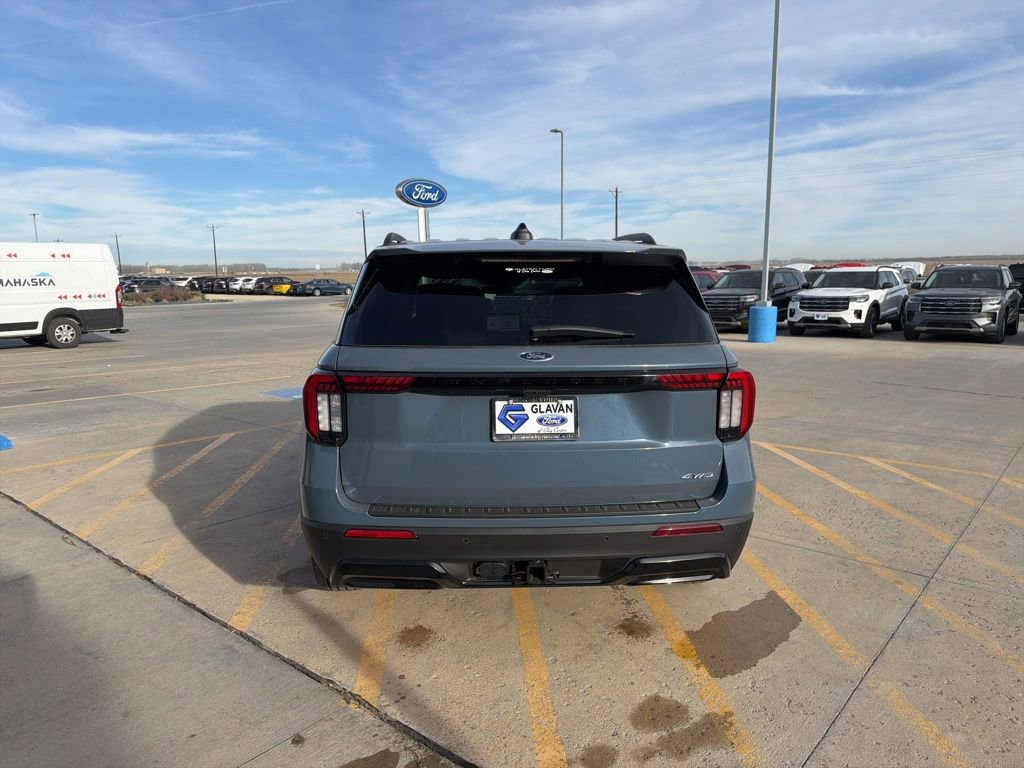 New 2026 Ford Explorer ST-Line image 6