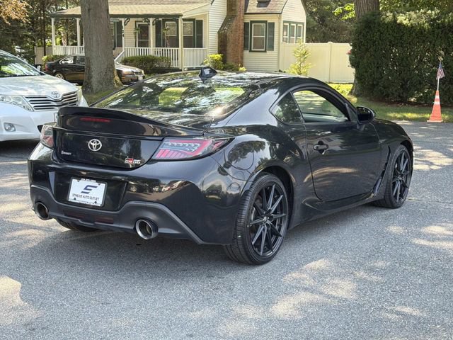 Used 2022 Toyota GR86 Premium w/ ALL Weather Mat Package (TMS) RWD image 8