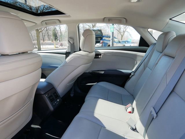 Used 2015 Toyota Avalon Limited w/ Technology Package image 9
