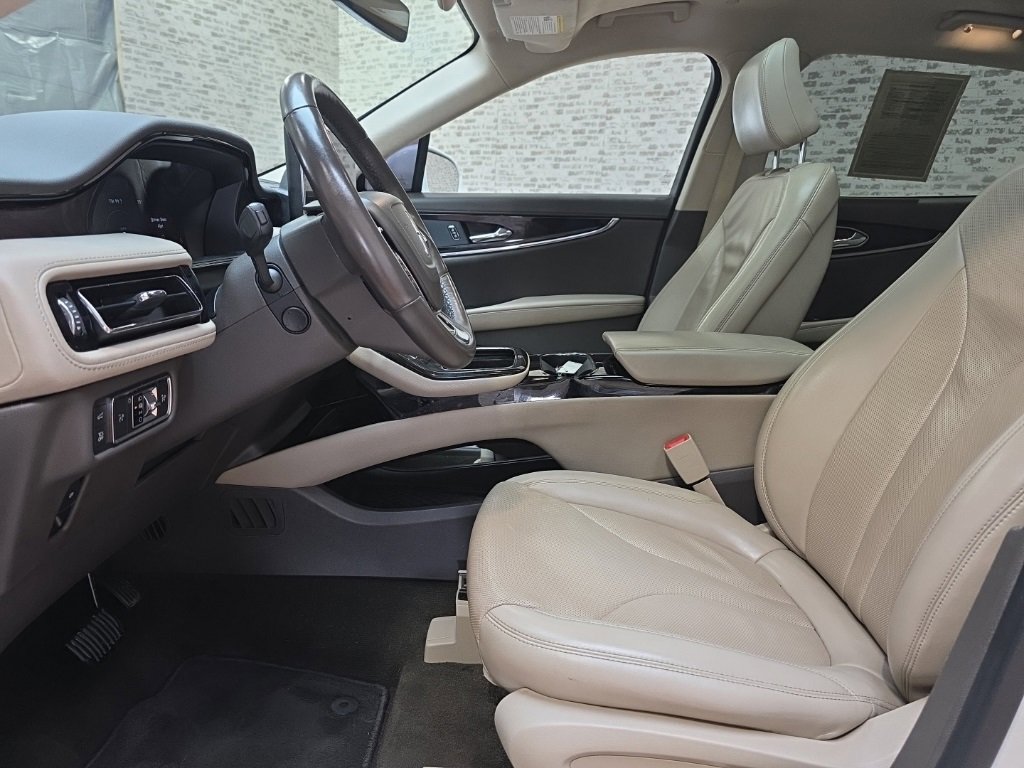 Used 2022 Lincoln Nautilus Reserve image 24