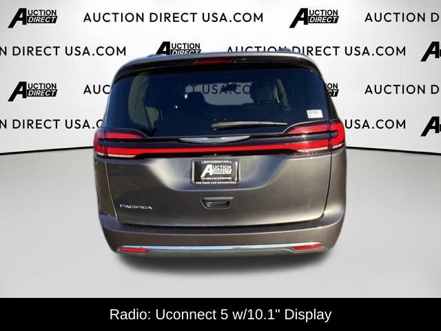 Used 2022 Chrysler Pacifica Touring-L image 5