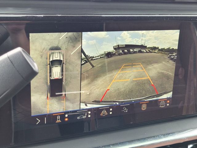 New 2026 GMC Sierra 3500 Denali Ultimate w/ LPO, Black Badging Package image 17