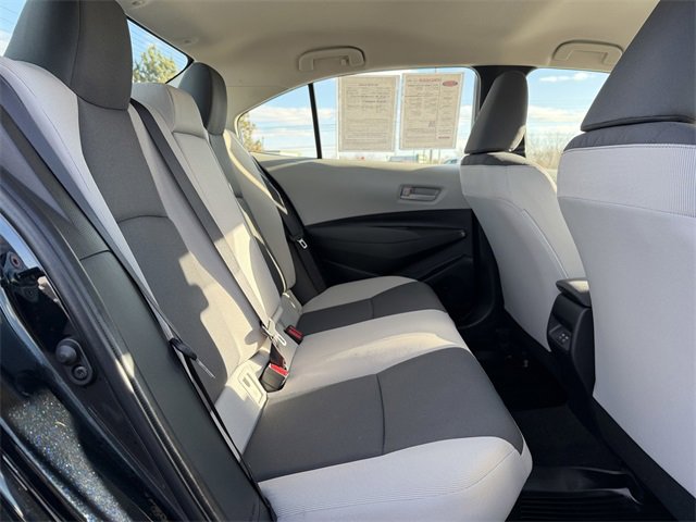 Used 2025 Toyota Corolla LE image 17