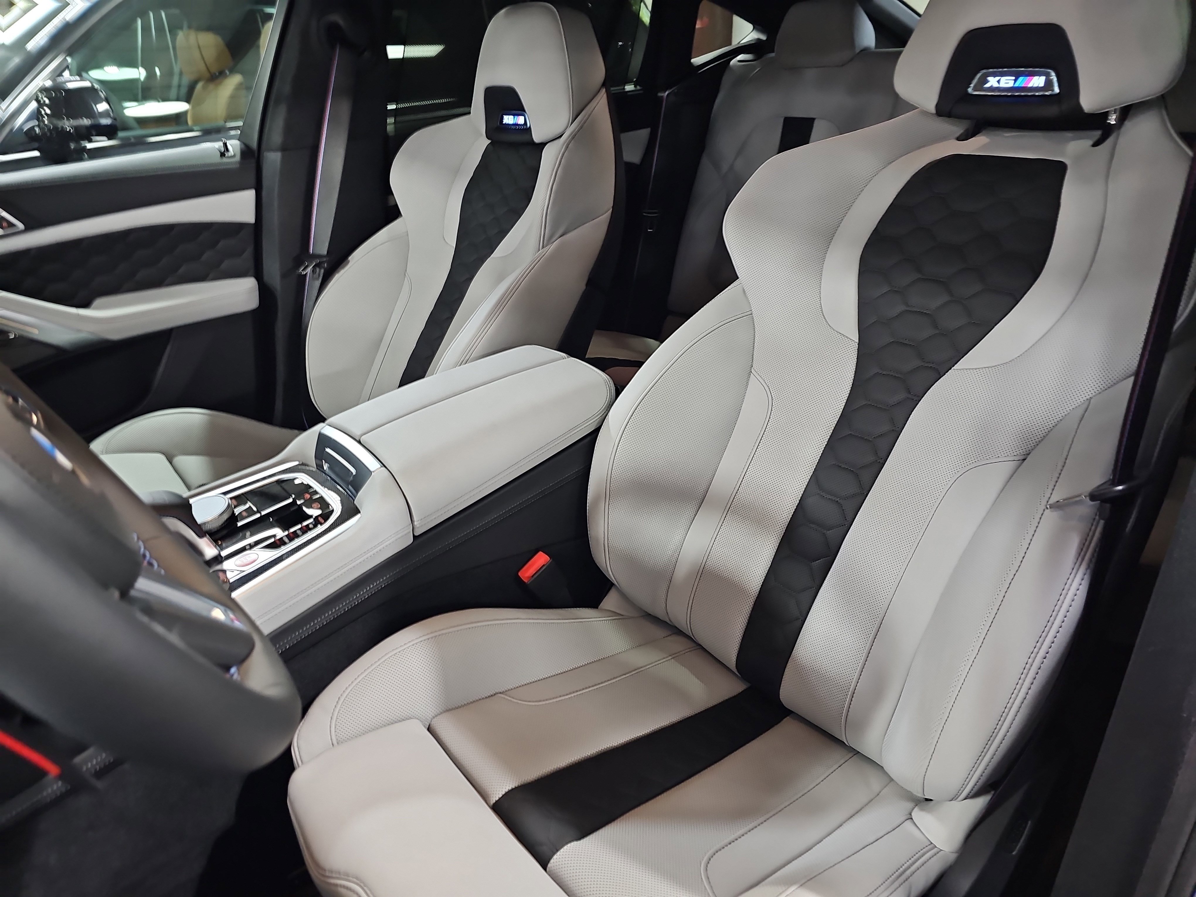 New 2026 BMW X6 M Competition w/ Executive Package AWD/4WD image 16