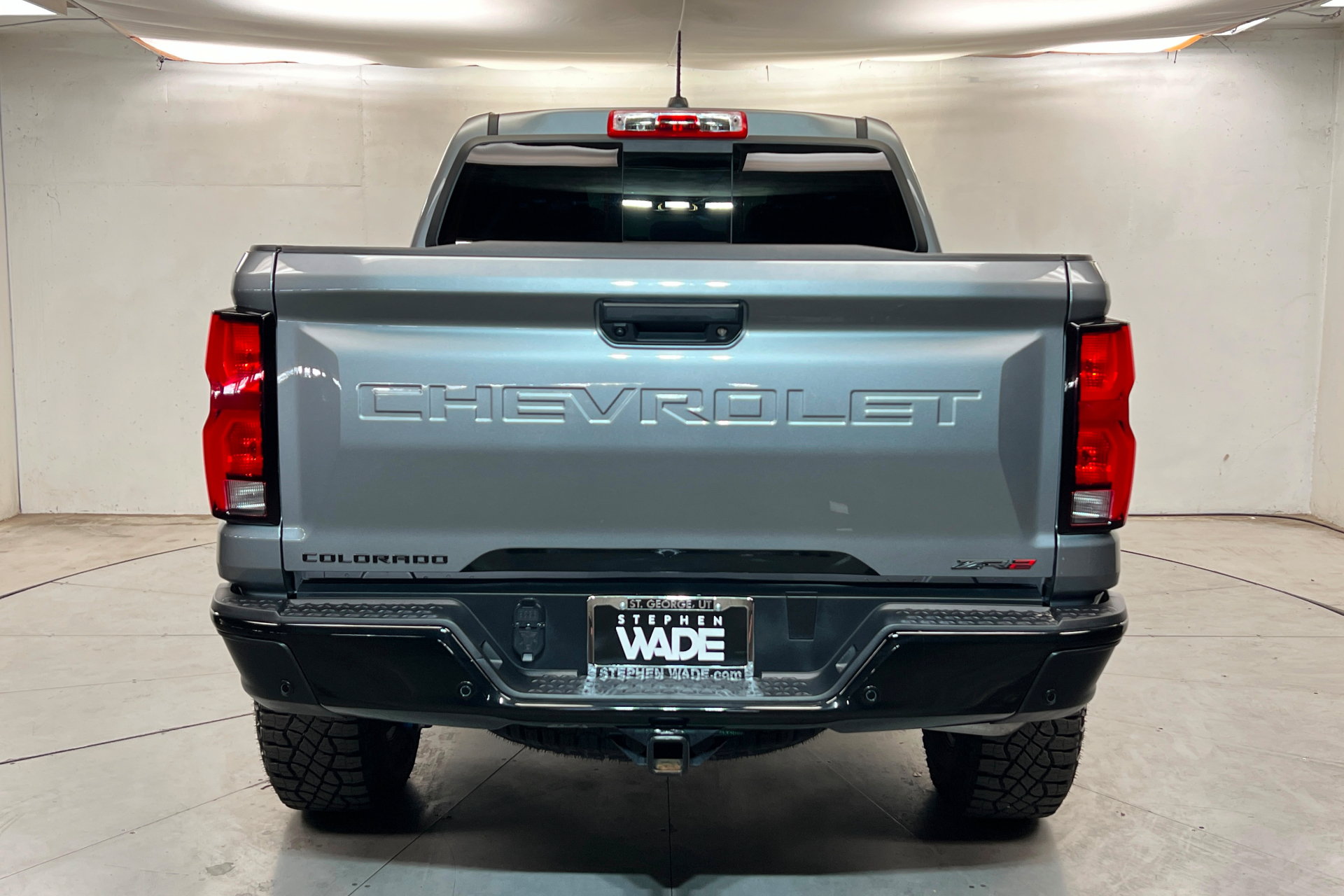 Used 2026 Chevrolet Colorado ZR2 w/ Technology Package AWD/4WD image 5